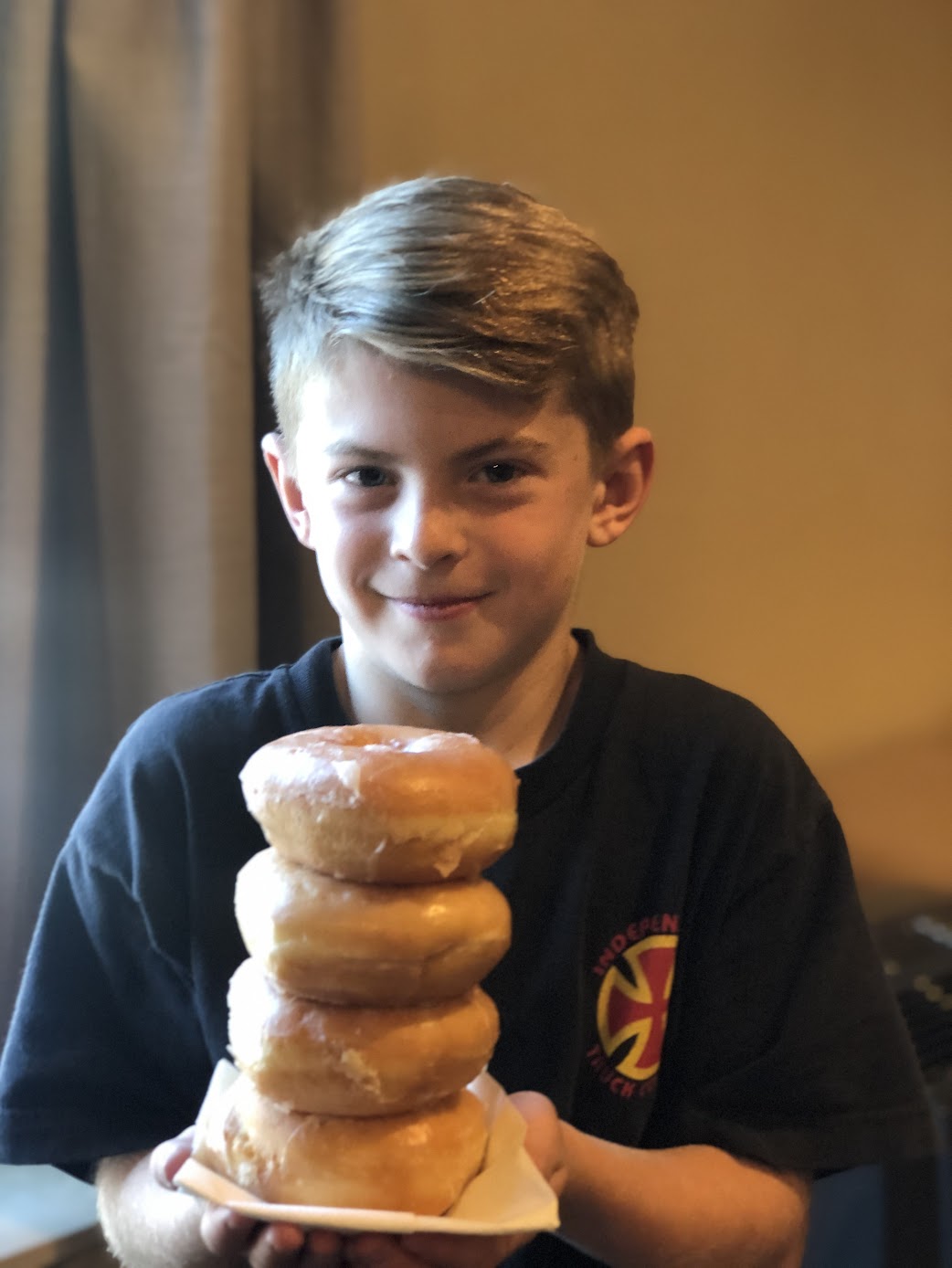 Uncle Ulysses' doughnut! A sensory tasting experience for teaching HOMER PRICE by Robert McCloskey - doughnut snack