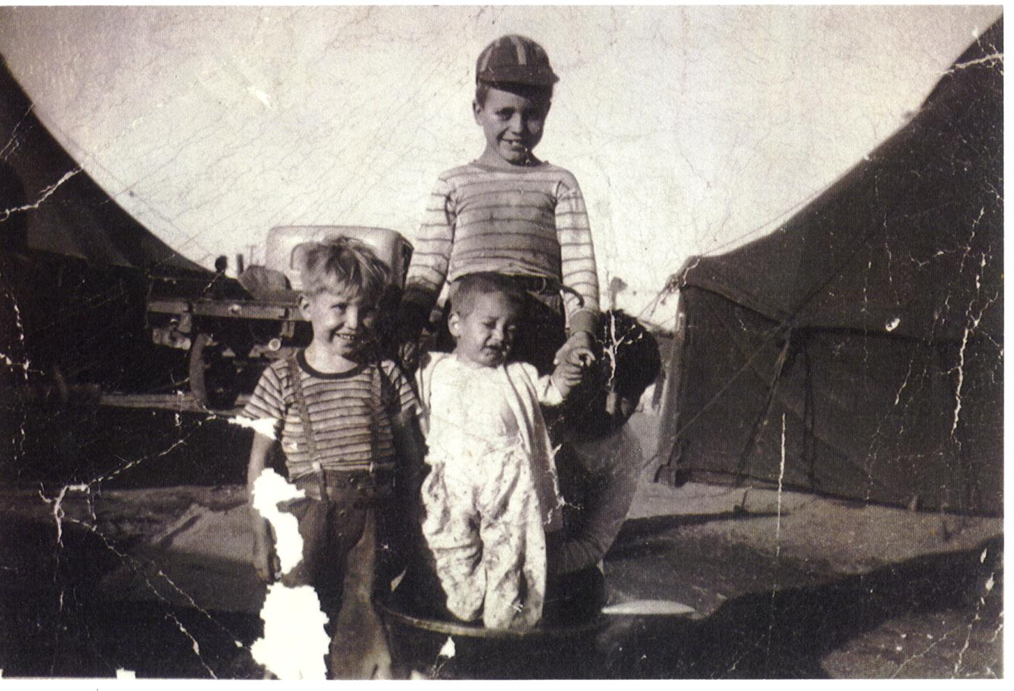 Francisco Jiménez as a child with his brothers - author of THE CIRCUIT